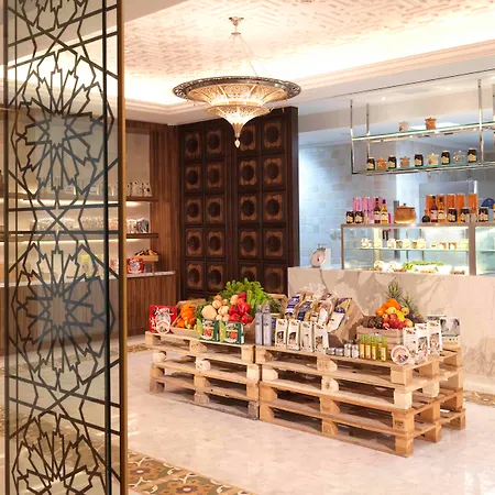 Bab Al Qasr Hotel-2